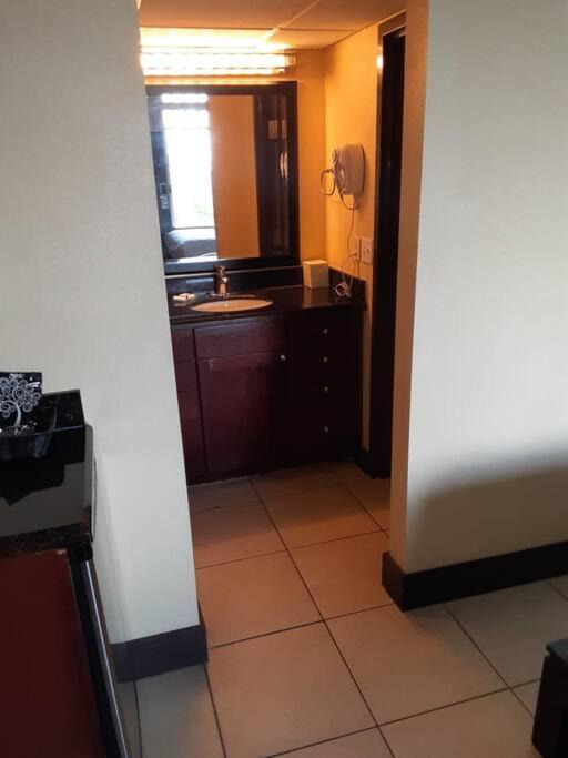 רסקין Beautiful One Bedroom Resort-Style Studio With Pool And Beach Access מראה חיצוני תמונה